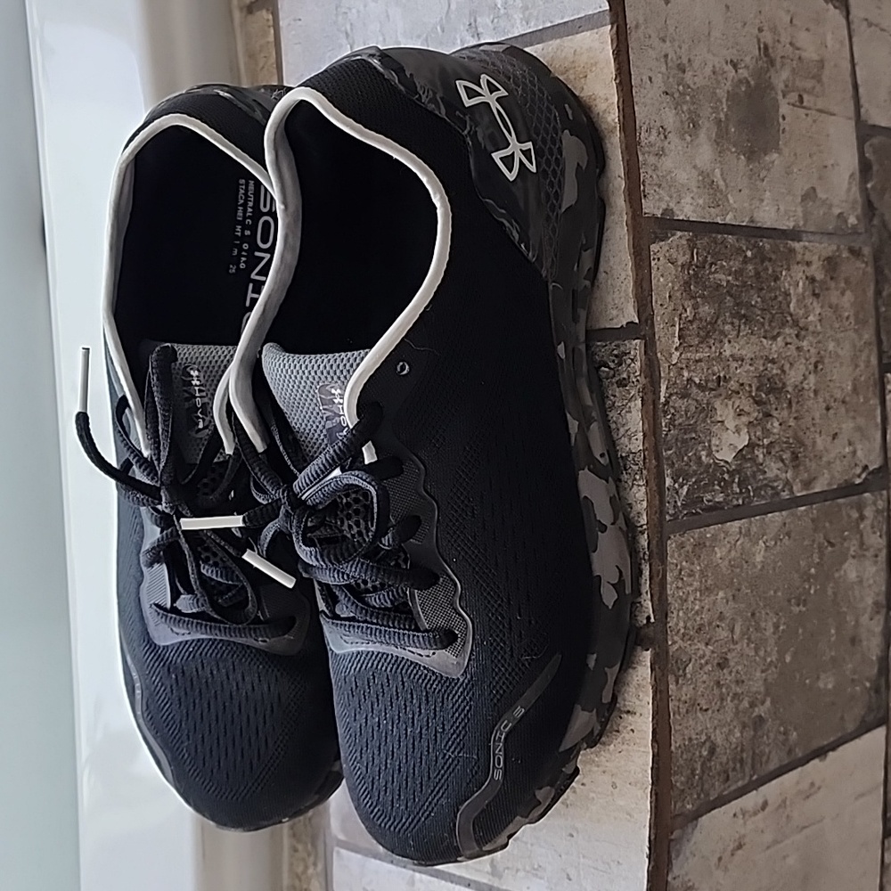 Men's Under Armour Hovr Sonic Sneakers